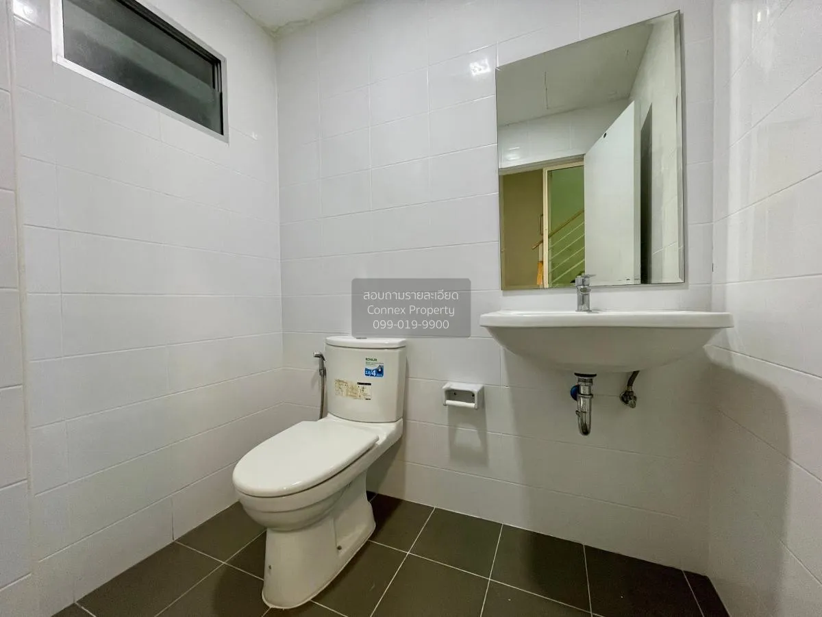 For Sale Commercial Building ,  Baan Pruksa Prime 95/1 Soi Kantan 4