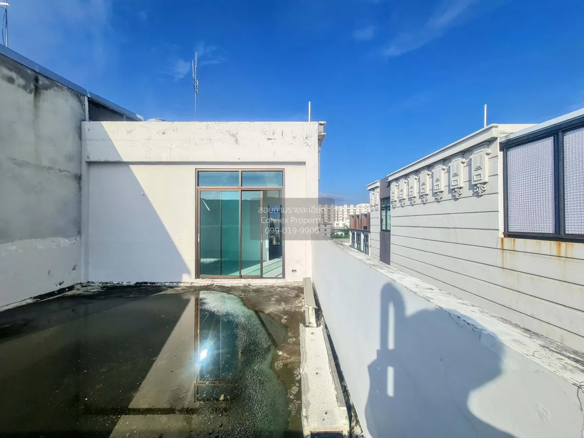 ขายอาคารพาณิชย์  ชิค ดิสทริคท์ ราม 53 ชั้นสูง วังทองหลาง เขต วังท