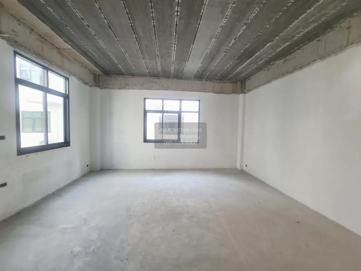 ขายอาคารพาณิชย์  ชิค ดิสทริคท์ ราม 53 ชั้นสูง วังทองหลาง เขต วังท