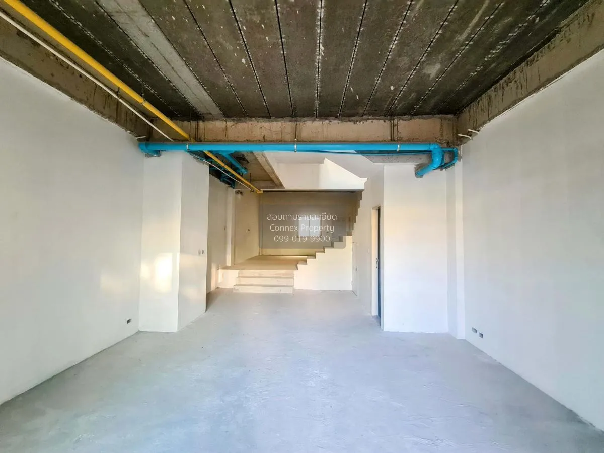 ขายอาคารพาณิชย์  ชิค ดิสทริคท์ ราม 53 ชั้นสูง วังทองหลาง เขต วังท 3