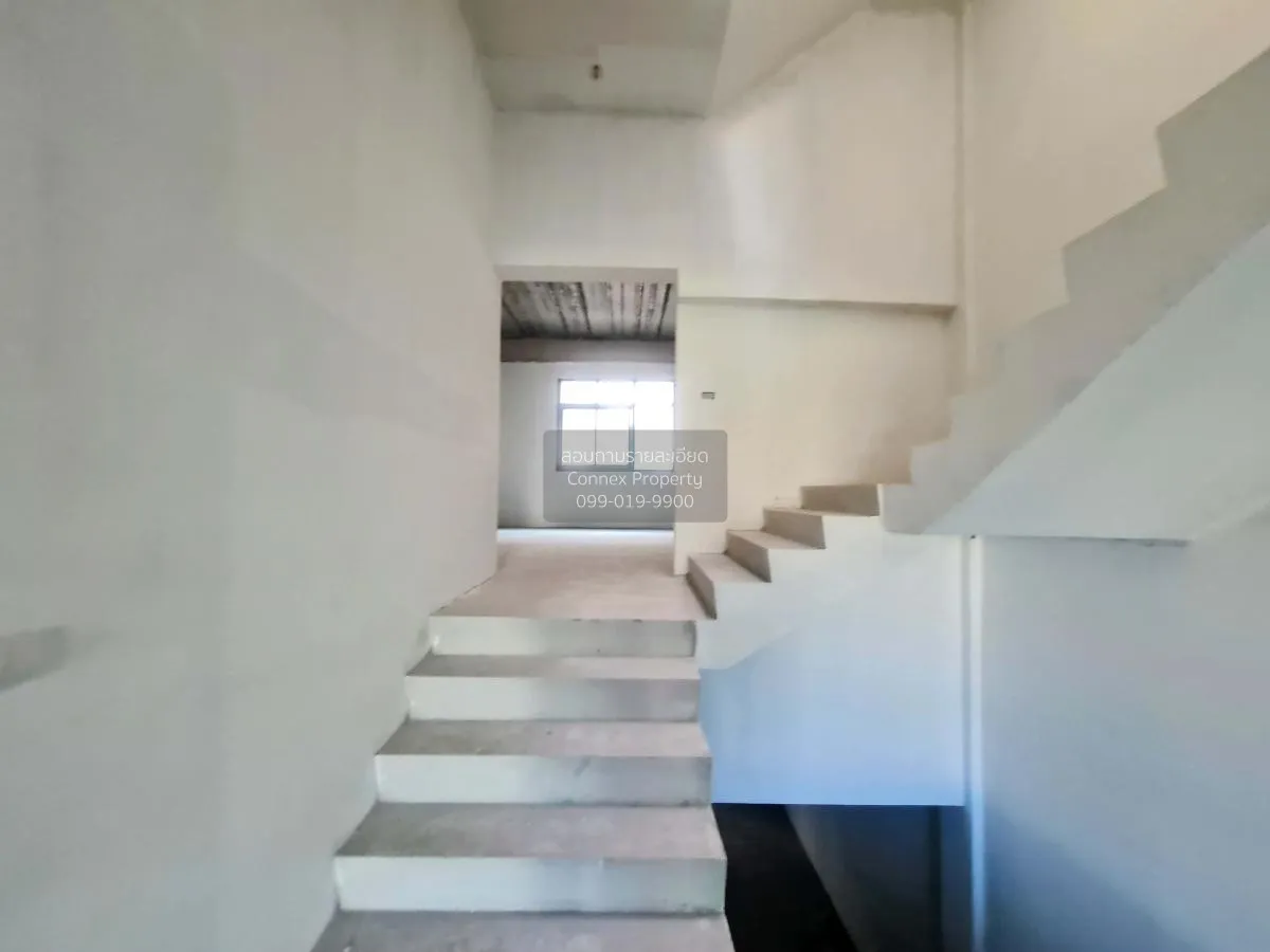 ขายอาคารพาณิชย์  ชิค ดิสทริคท์ ราม 53 ชั้นสูง วังทองหลาง เขต วังท