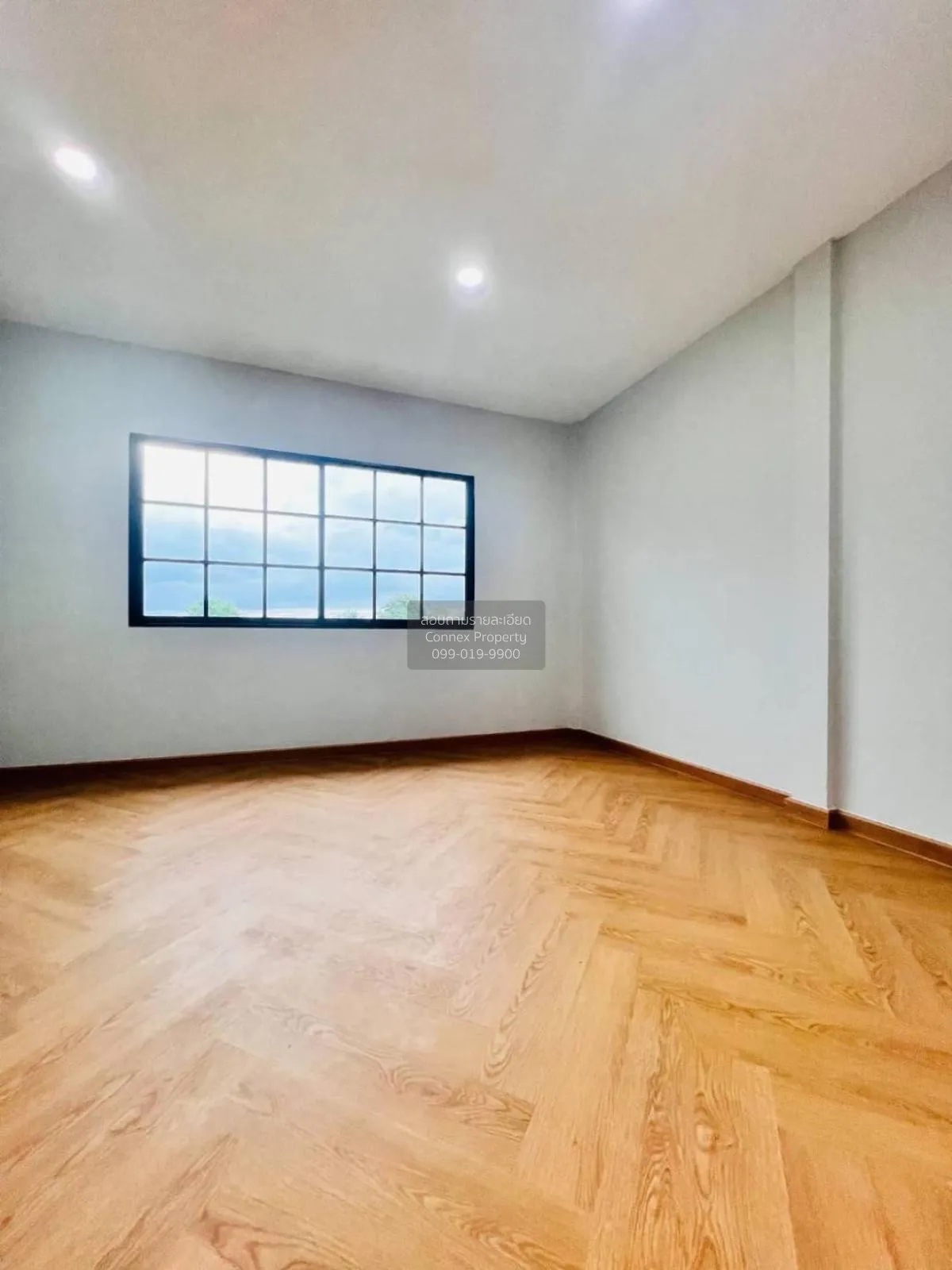 ขายทาวน์เฮ้าส์/ทาวน์โฮม  บ้านนครทองปาร์ควิว 1 รีโนเวทใหม่ บางบัวท