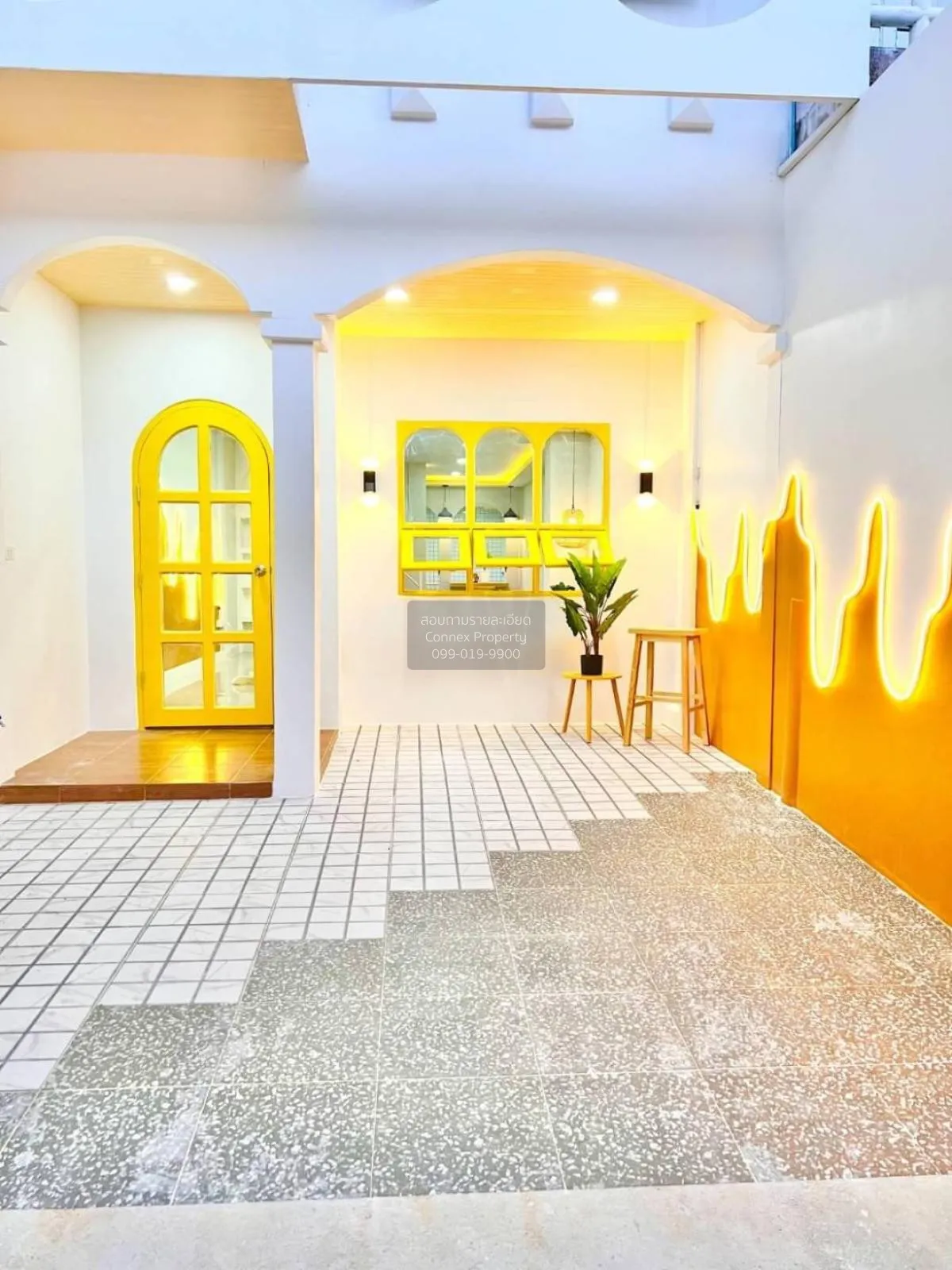 ขายทาวน์เฮ้าส์/ทาวน์โฮม  บ้านนครทองปาร์ควิว 1 รีโนเวทใหม่ บางบัวท 2