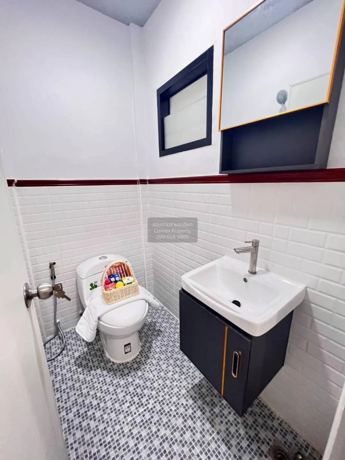 For Sale Townhouse/Townhome  , Asia Home Town , newly renovated ,