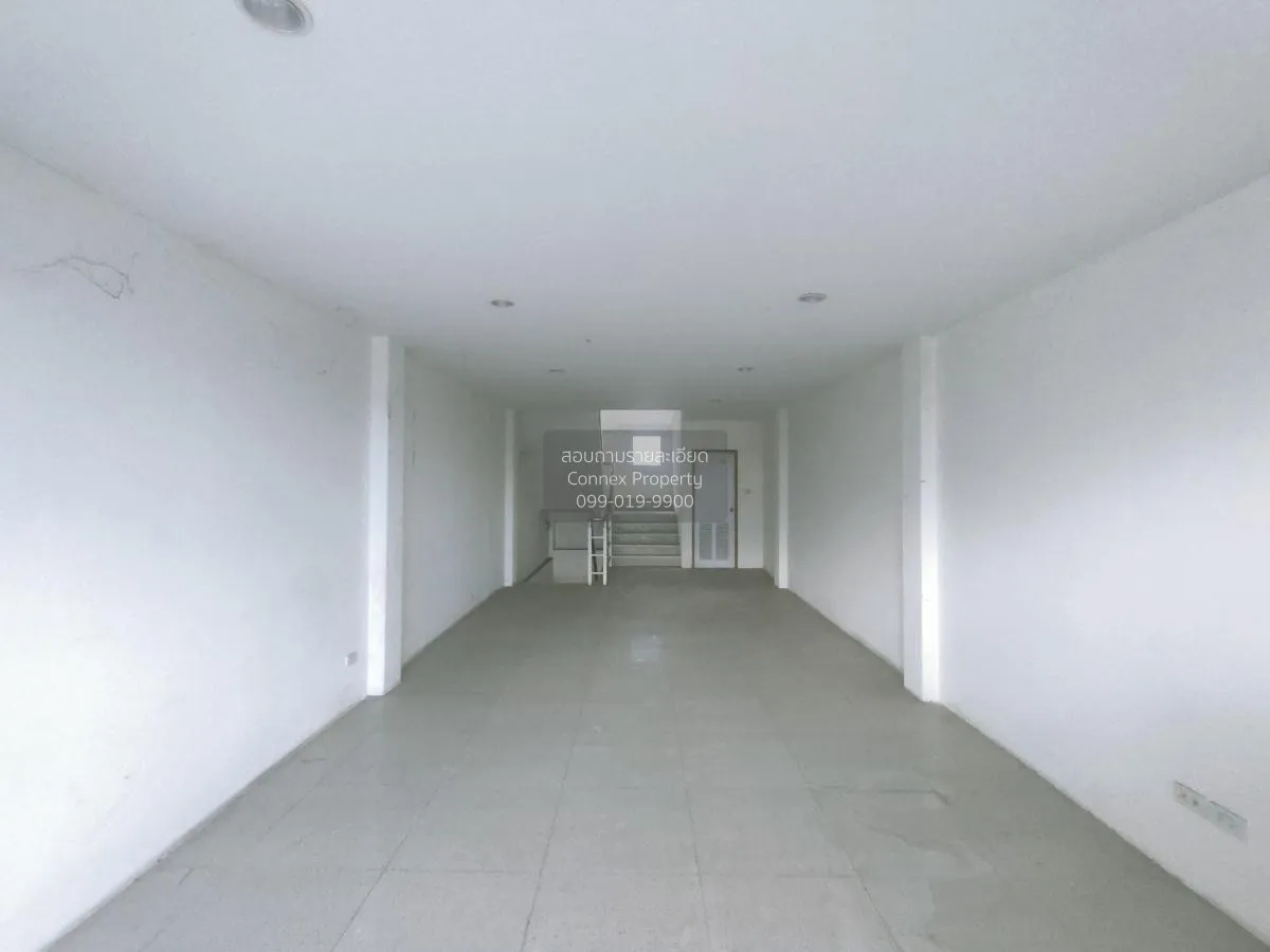 For Sale Commercial building, Bus Terminal 3 , Mueang Kao , Muean 4