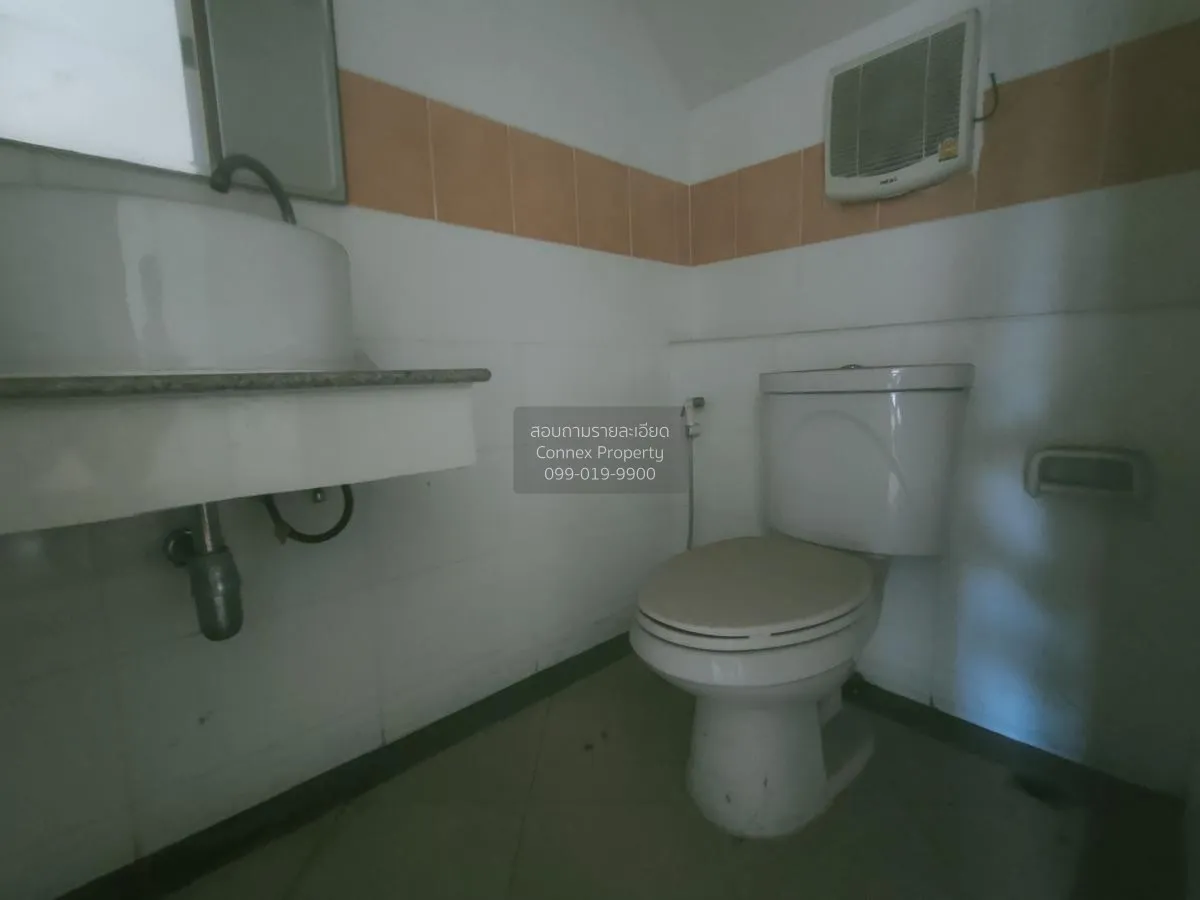 For Sale Commercial building, Bus Terminal 3 , Mueang Kao , Muean