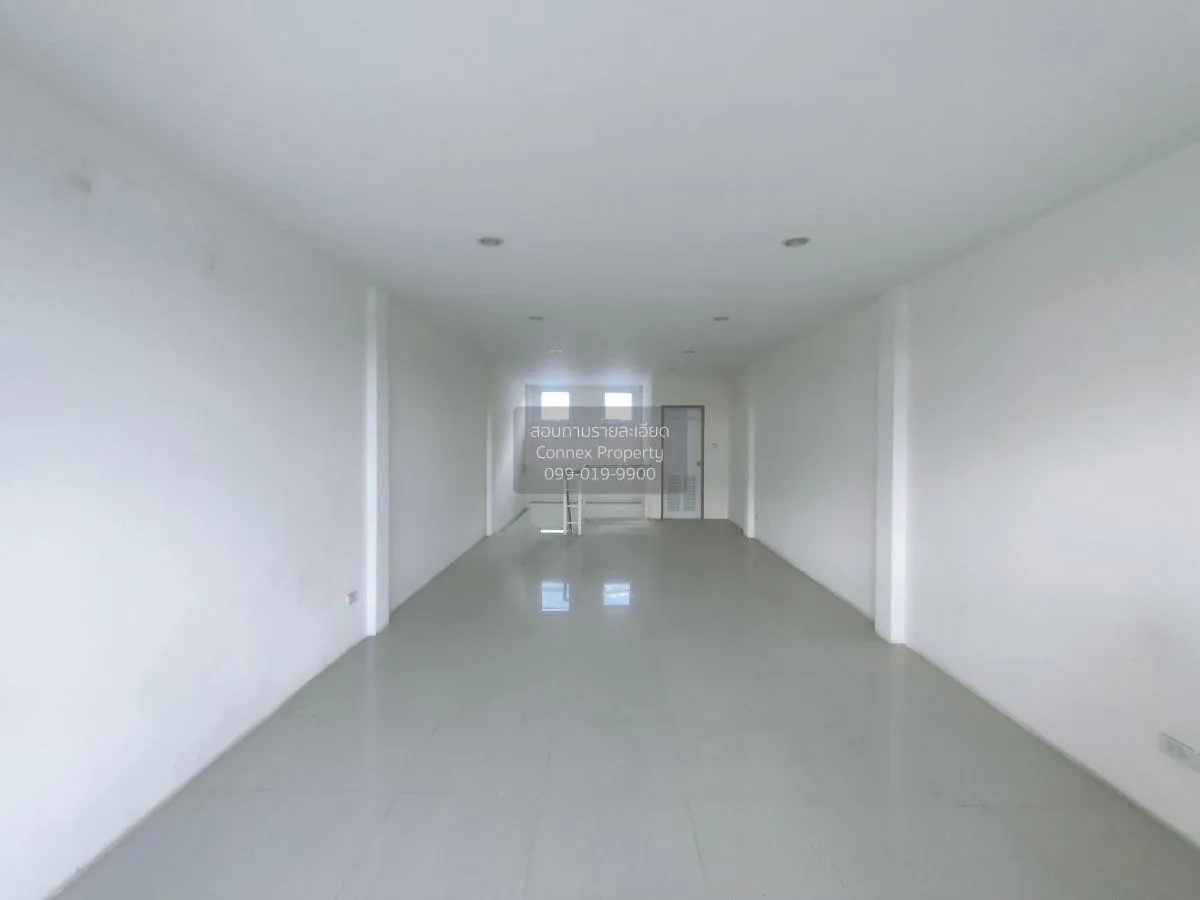 For Sale Commercial building, Bus Terminal 3 , Mueang Kao , Muean