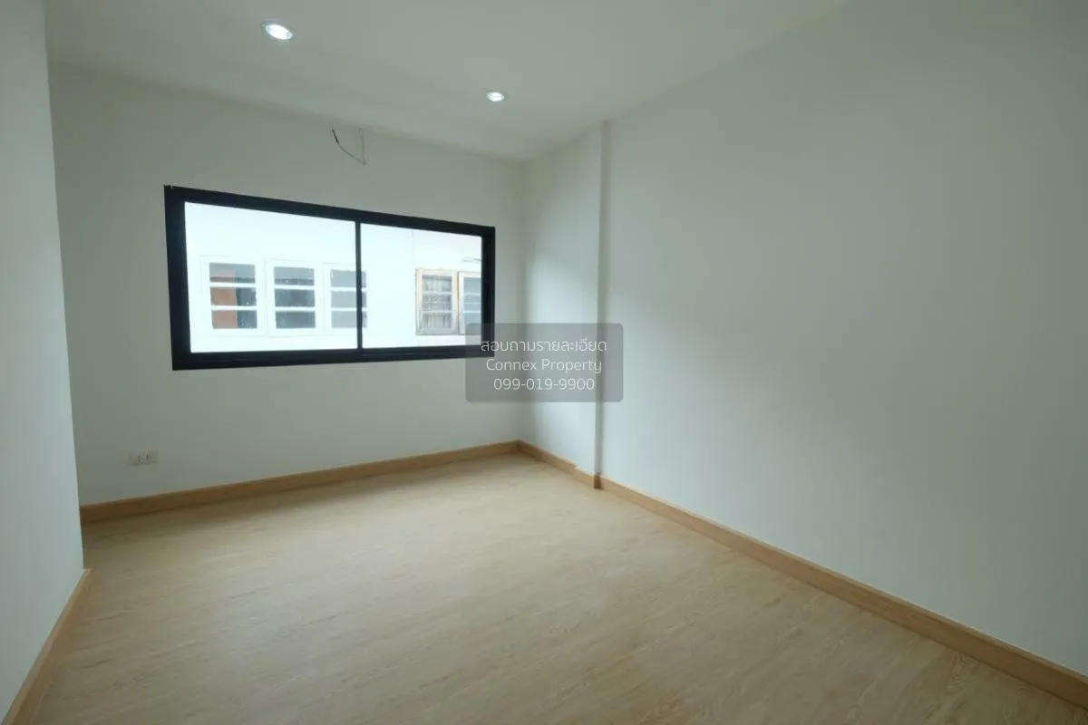 For Sale Townhouse/Townhome  , Baan Sud Theeruk , Chankasem , Cha