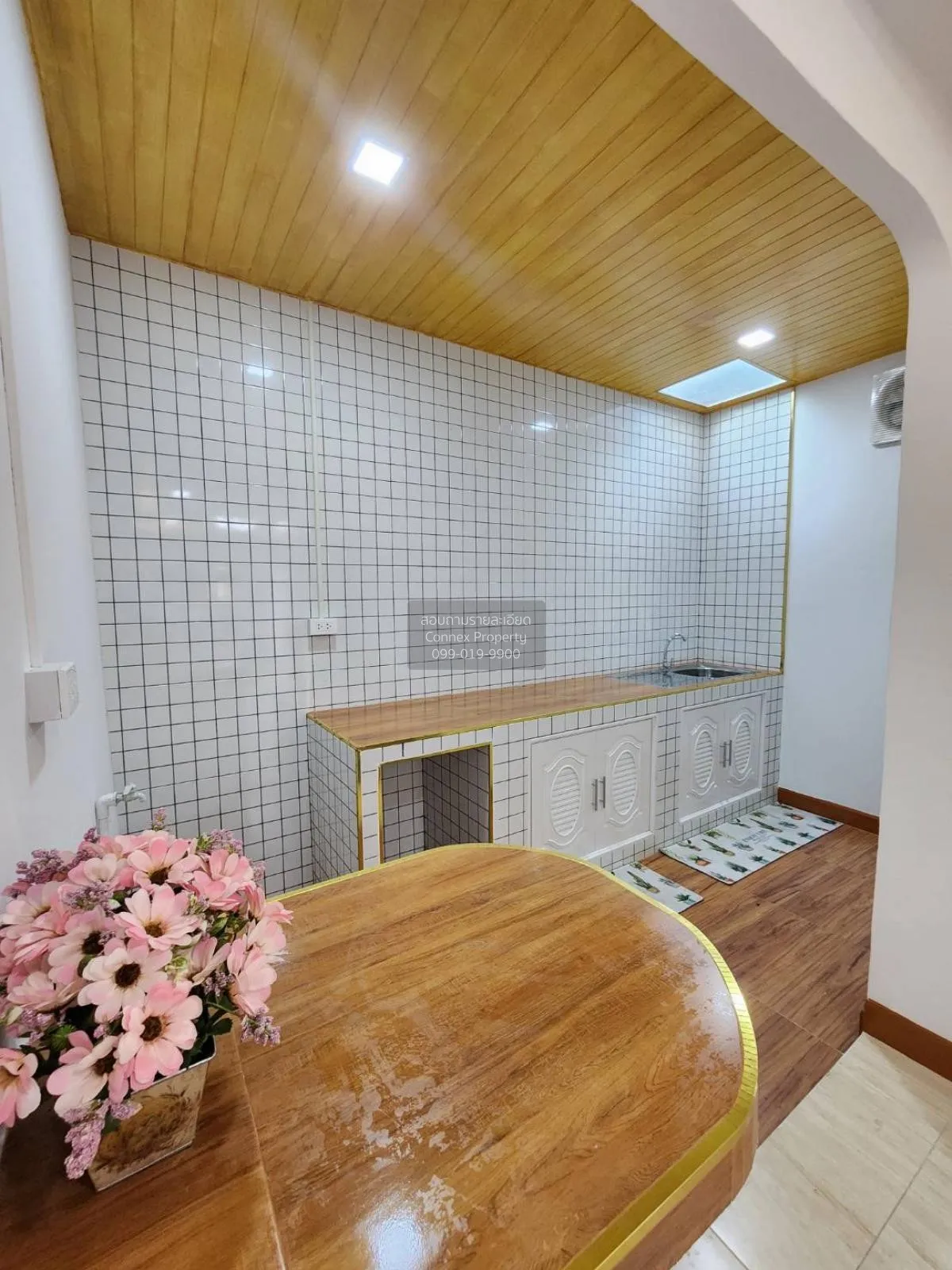 For Sale Townhouse/Townhome  , Asia Home Town , Sai Noi , Sai Noi