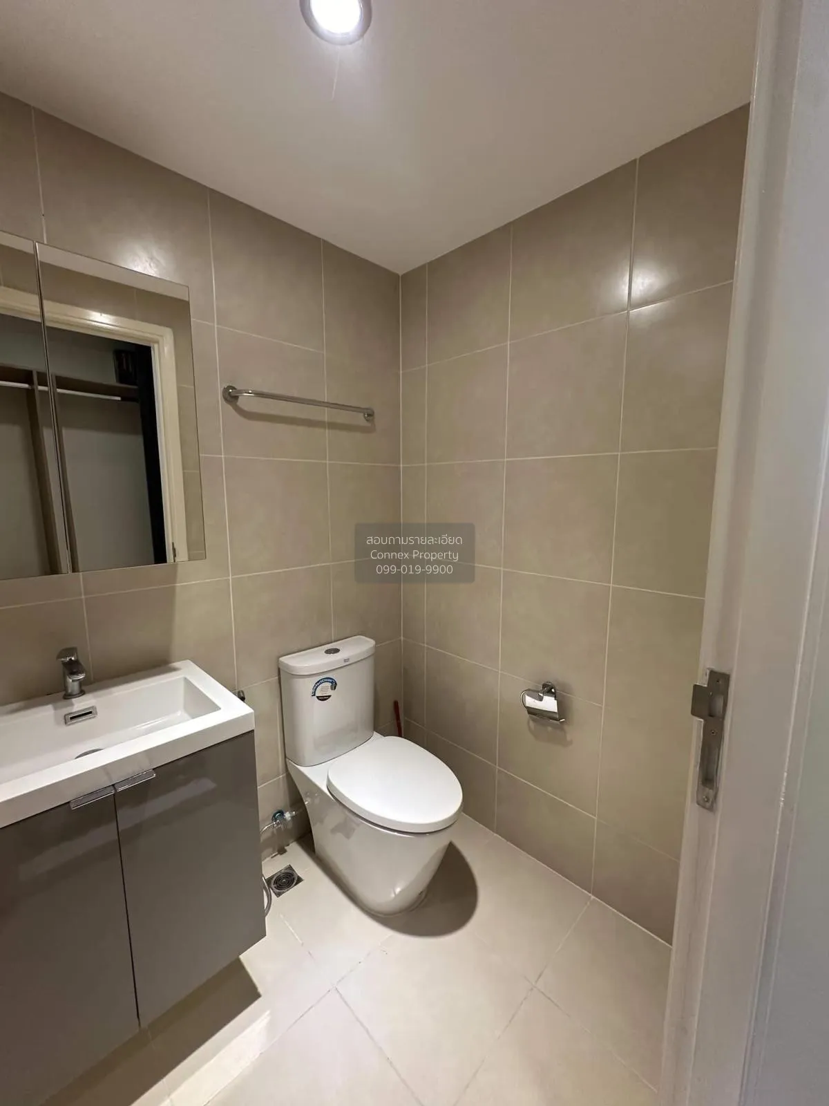 ขายคอนโด  แกรนด์ คอนโด วุฒากาศ 53 บางค้อ เขต จอมทอง กรุงเทพ CX-10