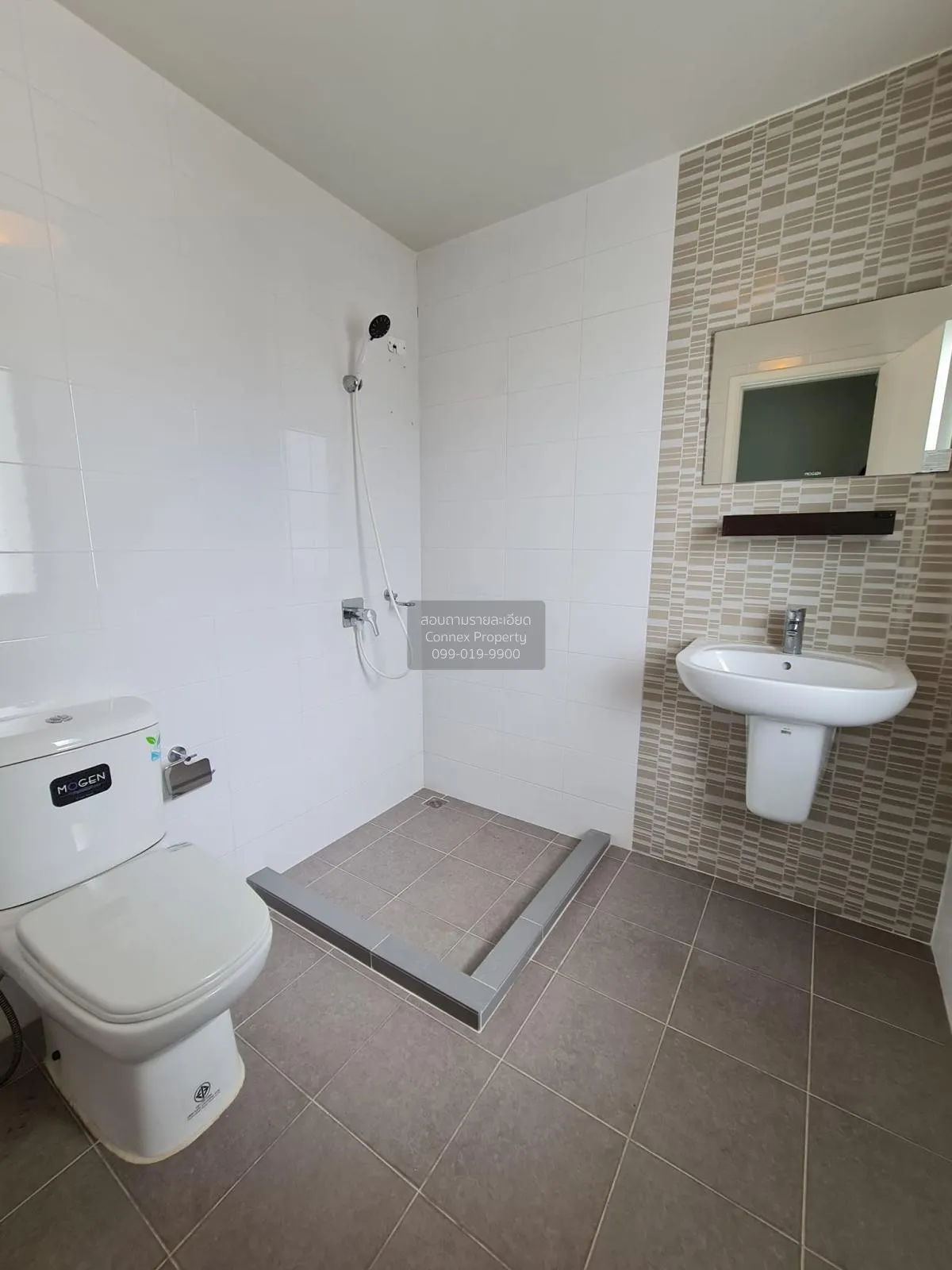 For Rent Townhouse/Townhome  , PLEX BANGNA , Bang Kaeo , Bang Phl