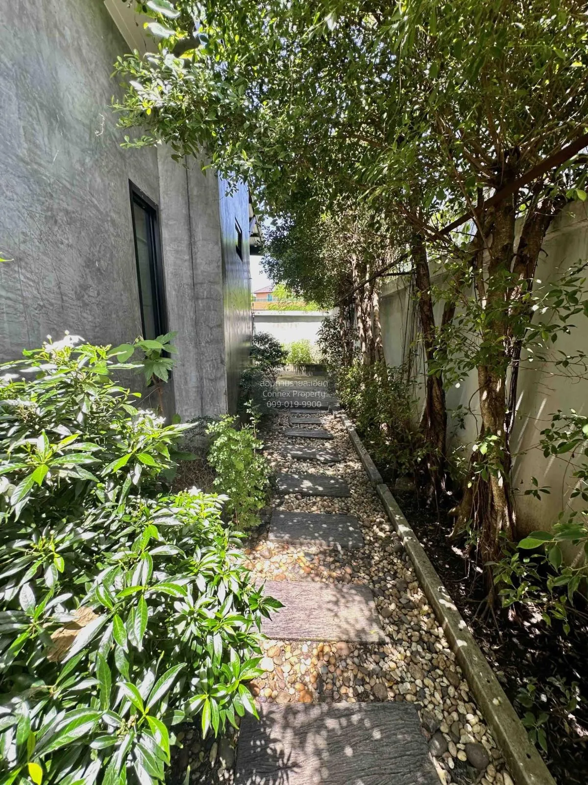 For Sale Single house,2-storey Lat Phrao 101 , Khlong Chan , Bang