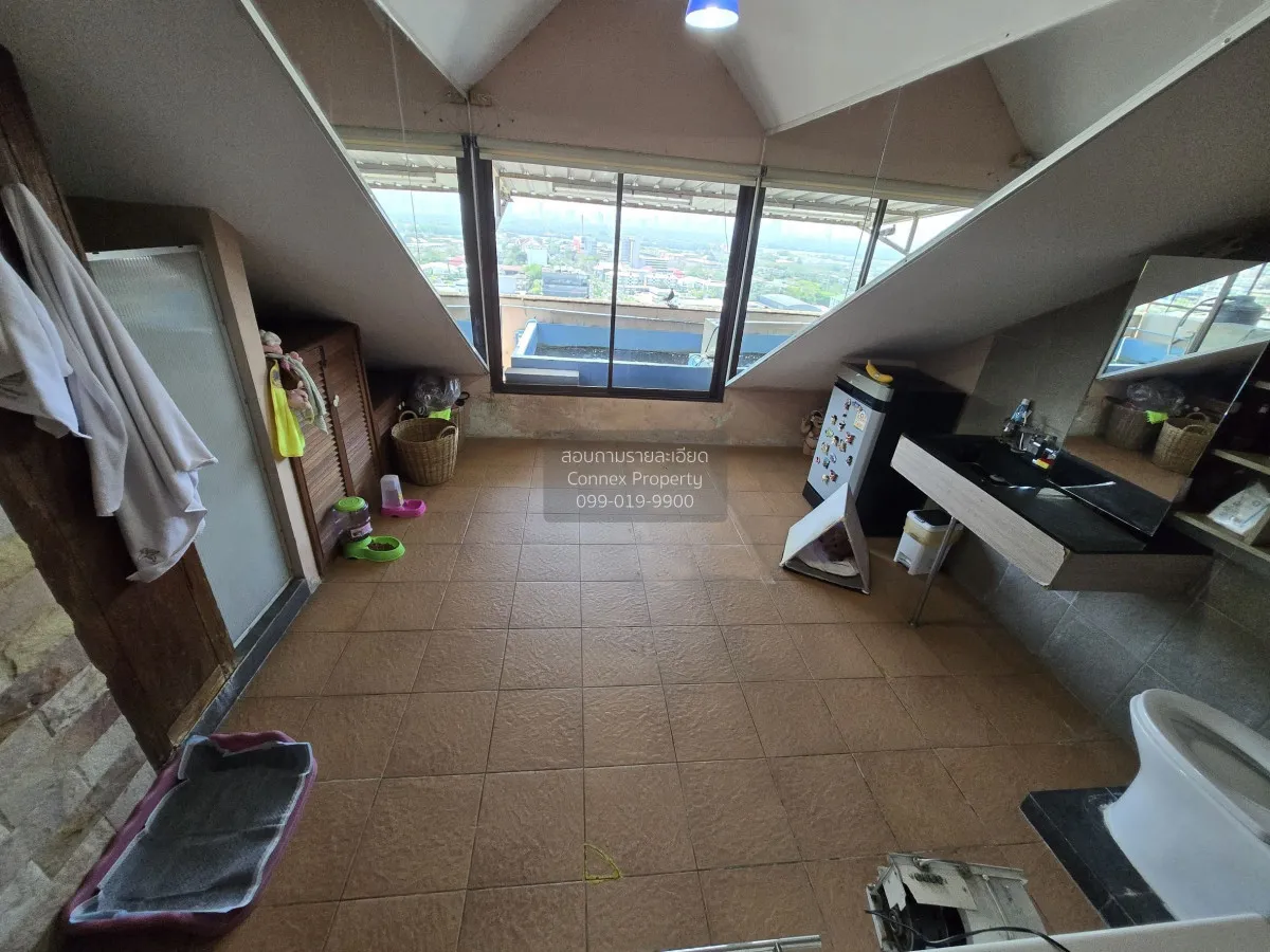 For Sale Condo , Country Complex , high floor , river view , BTS-