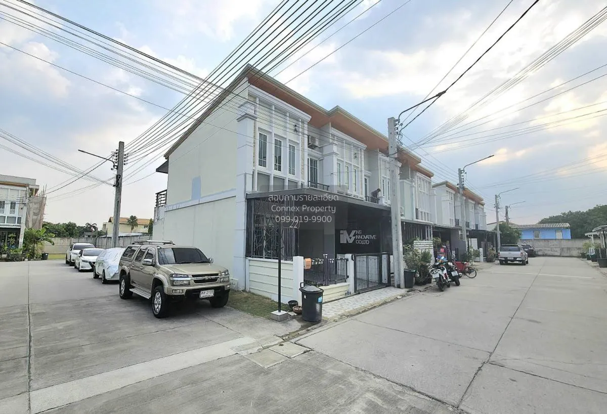 ขายทาวน์เฮ้าส์/ทาวน์โฮม  ทาวน์โฮม โกลเด้น ทาวน์ 2 ปิ่นเกล้า - จรั 2