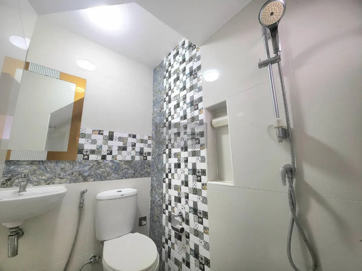 ขายทาวน์เฮ้าส์/ทาวน์โฮม  ทาวน์โฮม โกลเด้น ทาวน์ 2 ปิ่นเกล้า - จรั