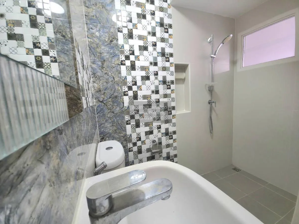 ขายทาวน์เฮ้าส์/ทาวน์โฮม  ทาวน์โฮม โกลเด้น ทาวน์ 2 ปิ่นเกล้า - จรั