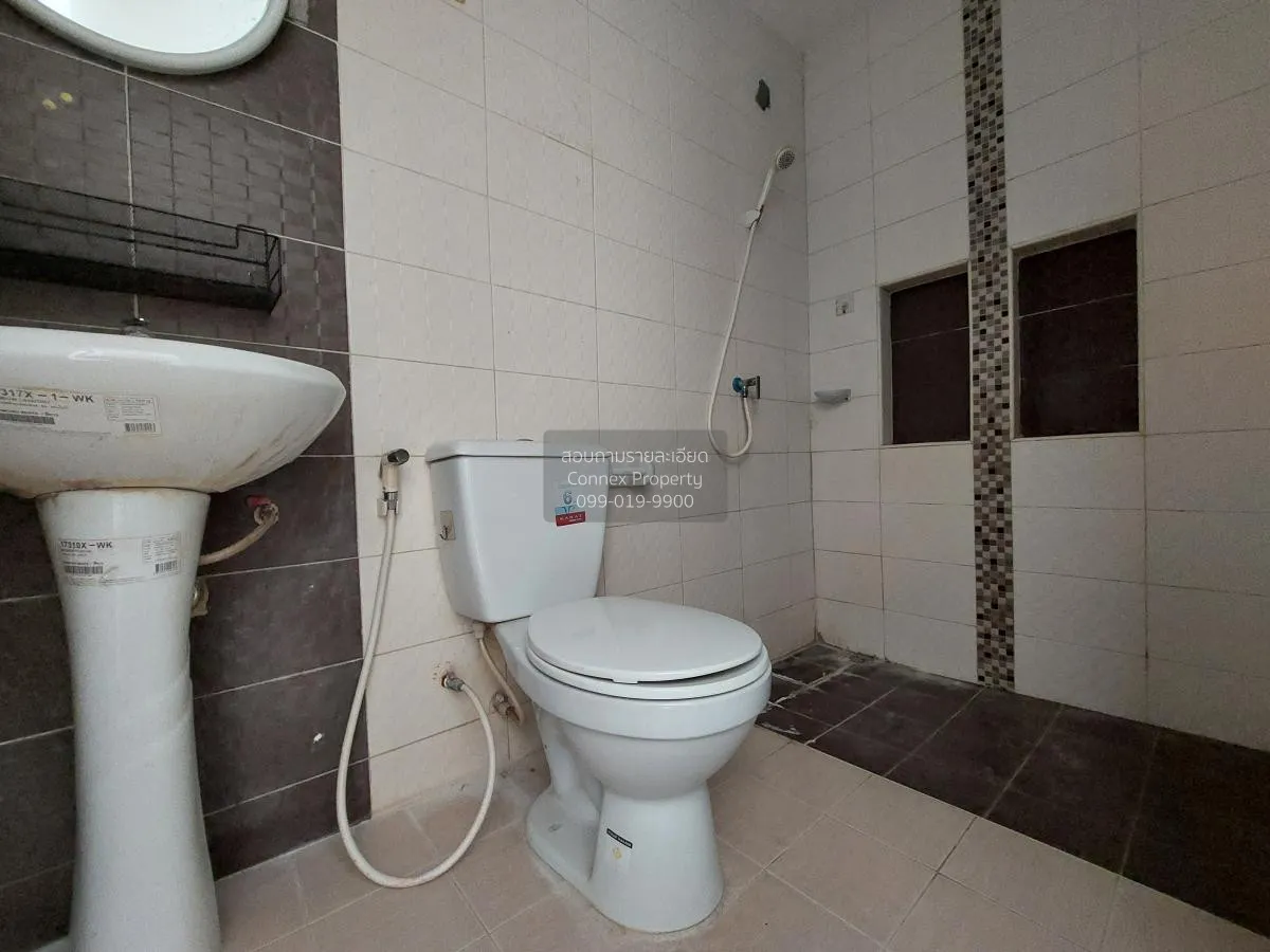 For Sale Townhouse/Townhome  , Chotika Modernity , Phan Thong , P