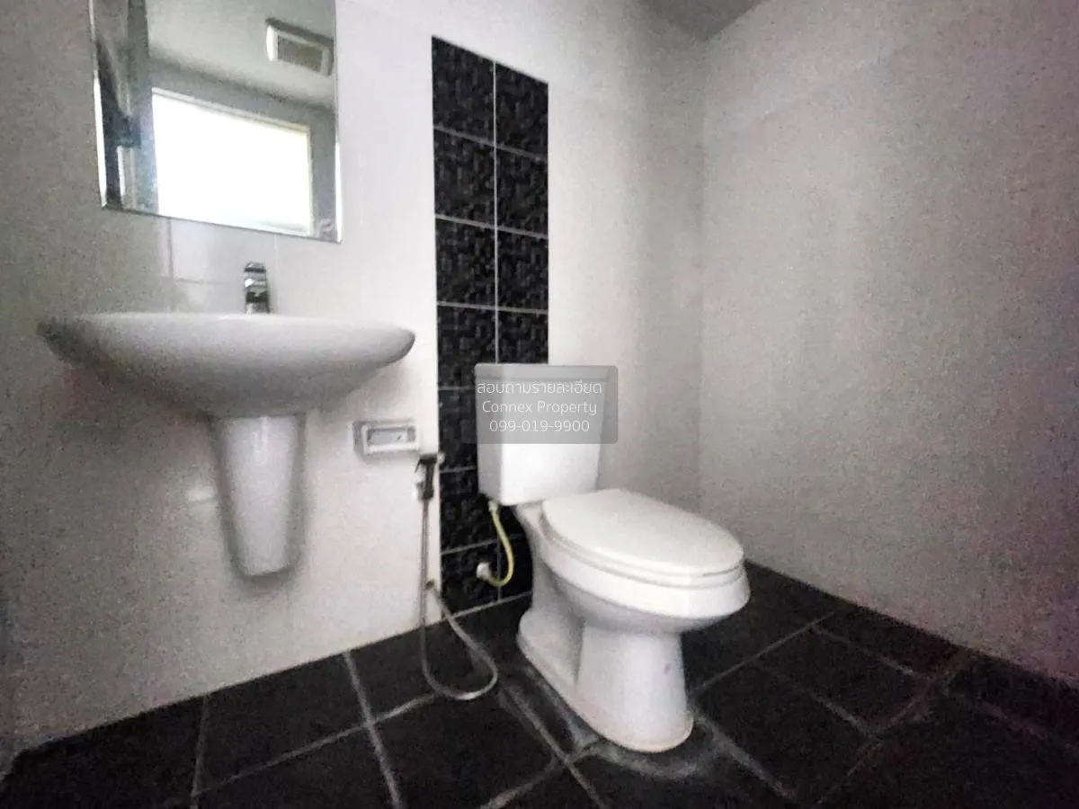 For Sale Townhouse/Townhome  , Preseo Plus One Amata Nakorn-Nong 