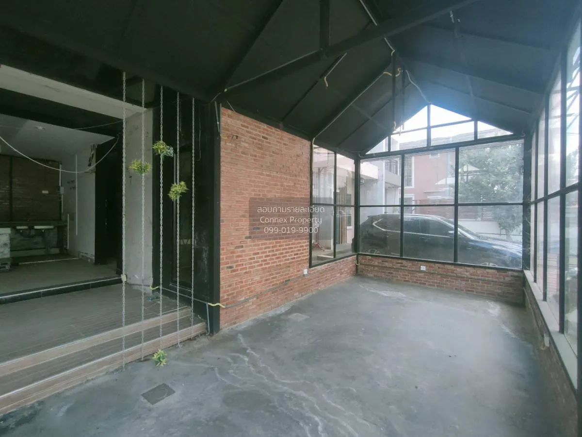 For Sale Townhome In cha na Bang Pli  Maha Sarakham , Bang Phueng