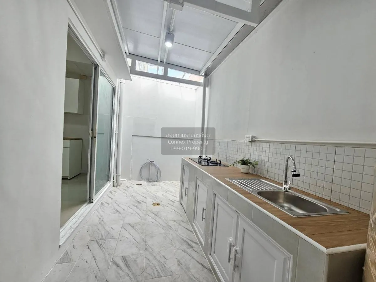 For Sale Townhouse/Townhome  , INDY PRACHAUTHIT 1 , newly renovat