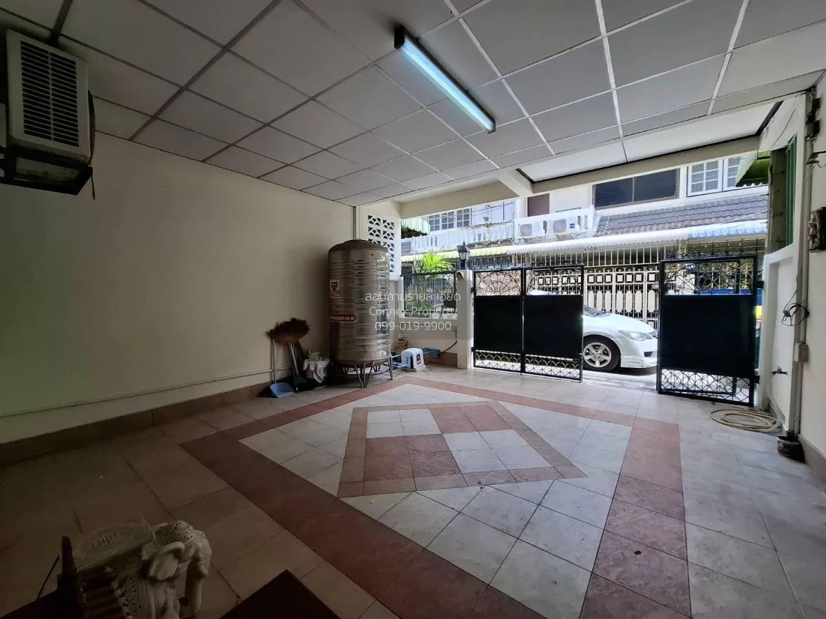 ขายทาวน์เฮ้าส์  ลาดพร้าว 101 ซอย32 หน้ากว้าง รีโนเวทใหม่ คลองจั่น 2