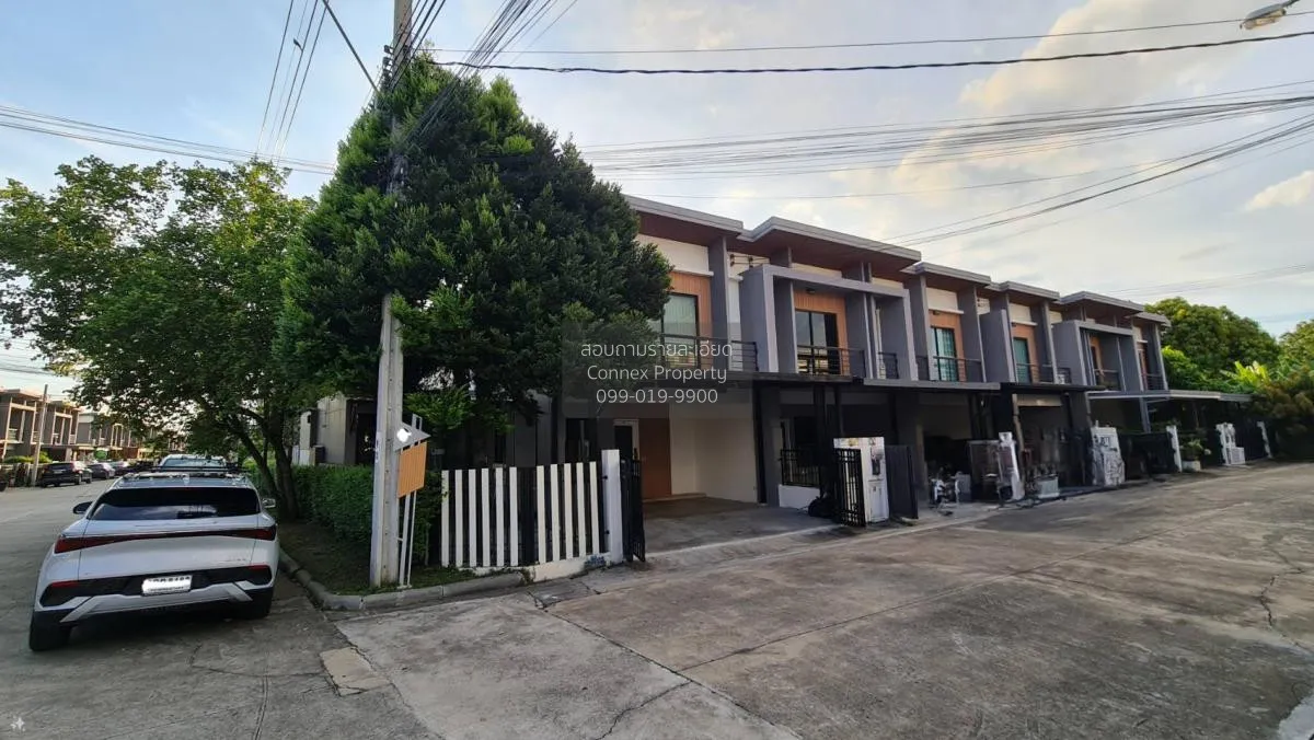 For Sale Townhouse/Townhome  , The Gallery & Nature Trend Rattana 1