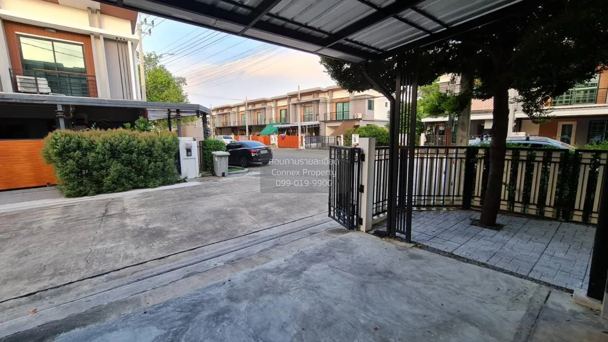 For Sale Townhouse/Townhome  , The Gallery & Nature Trend Rattana 3