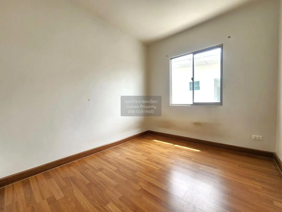 For Sale Townhouse/Townhome  , Family City Phan Thong , Nong Kakh