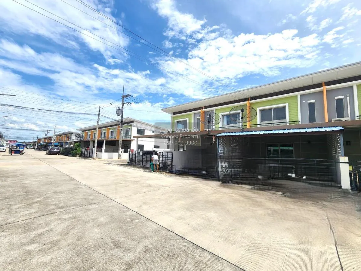 For Sale Townhouse/Townhome  , Family City Phan Thong , Nong Kakh 2