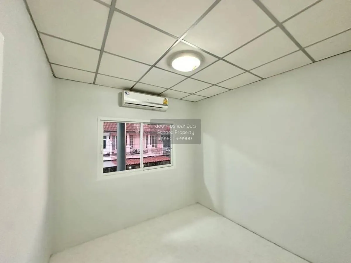 For Sale Townhouse/Townhome  , Baan Buathong 4 Baan Kluay-Sai Noi