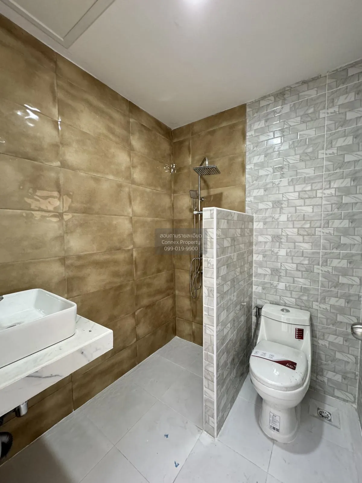 For Sale Townhouse/Townhome  , Baan Pruksa 3 Soi Watlatpladuk , B