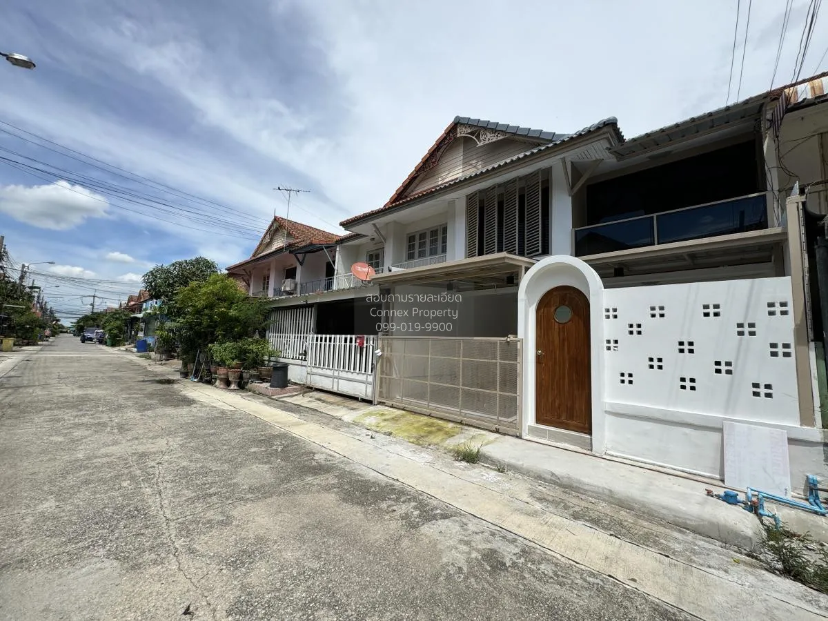 For Sale Townhouse/Townhome  , Baan Pruksa 3 Soi Watlatpladuk , B 2