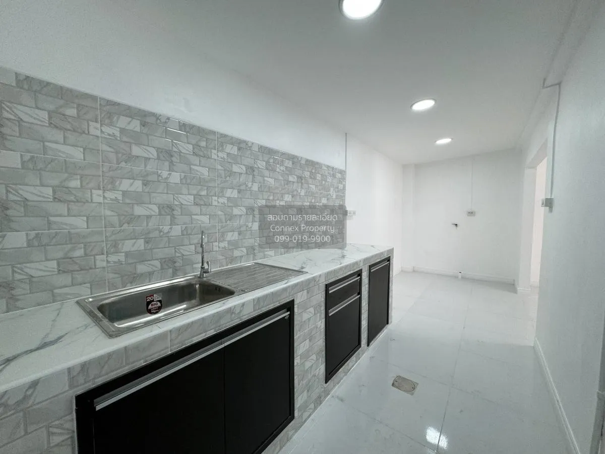 For Sale Townhouse/Townhome  , Baan Pruksa 3 Soi Watlatpladuk , B