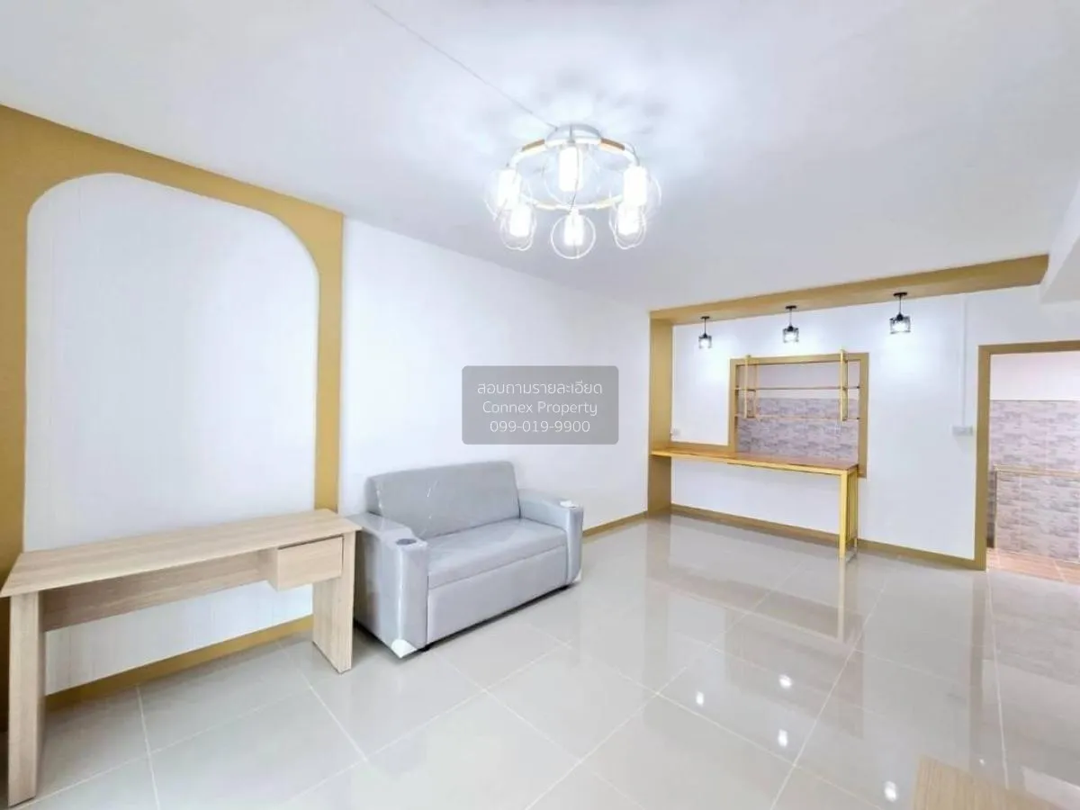 For Sale Townhouse/Townhome  , Baan Pruksa 30/1 Ban Kluai-Sai Noi