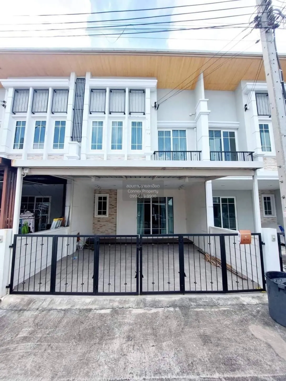 For Sale Townhouse/Townhome  , Golden Town Ramintra – Khubon , ne 1