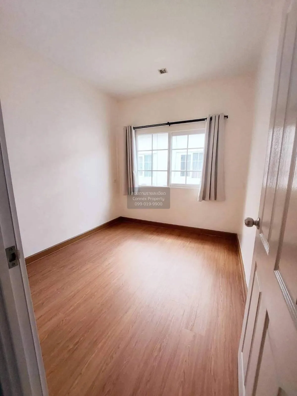 For Sale Townhouse/Townhome  , Golden Town Ramintra – Khubon , ne