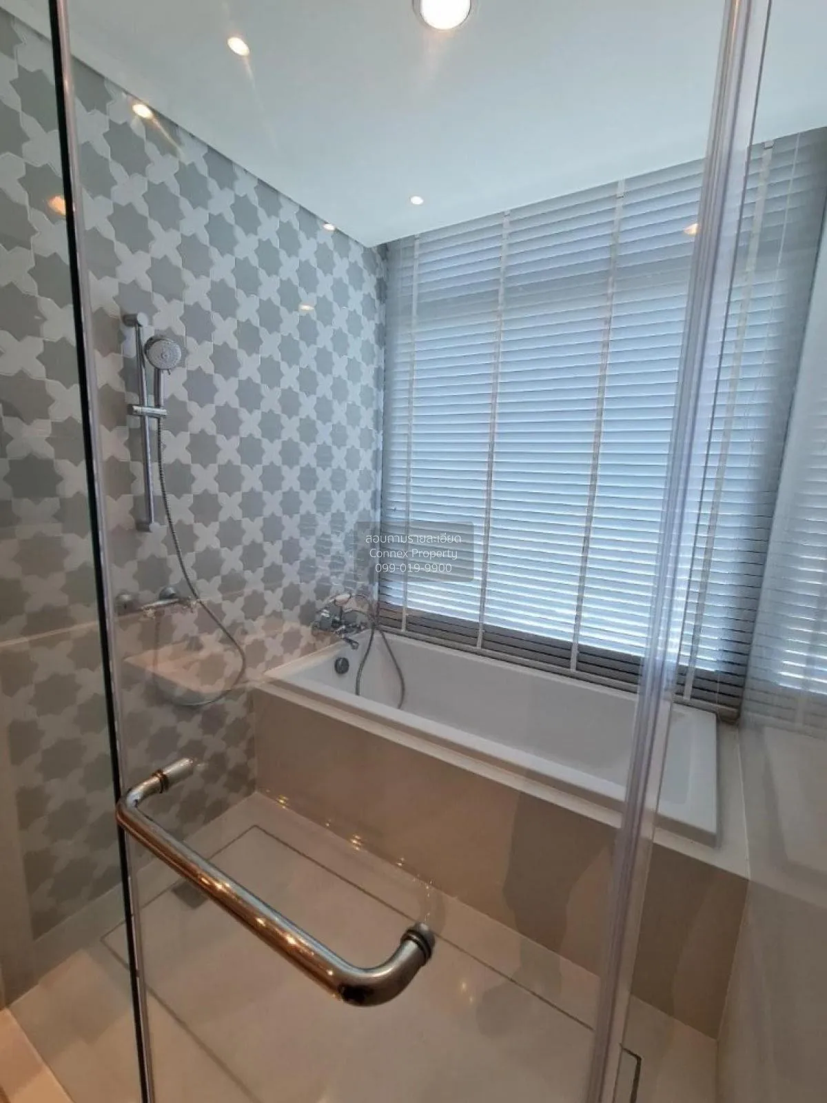 เช่าคอนโด  ออกัสตัน สุขุมวิท 22 BTS-พร้อมพงษ์ คลองตัน เขต คลองเตย