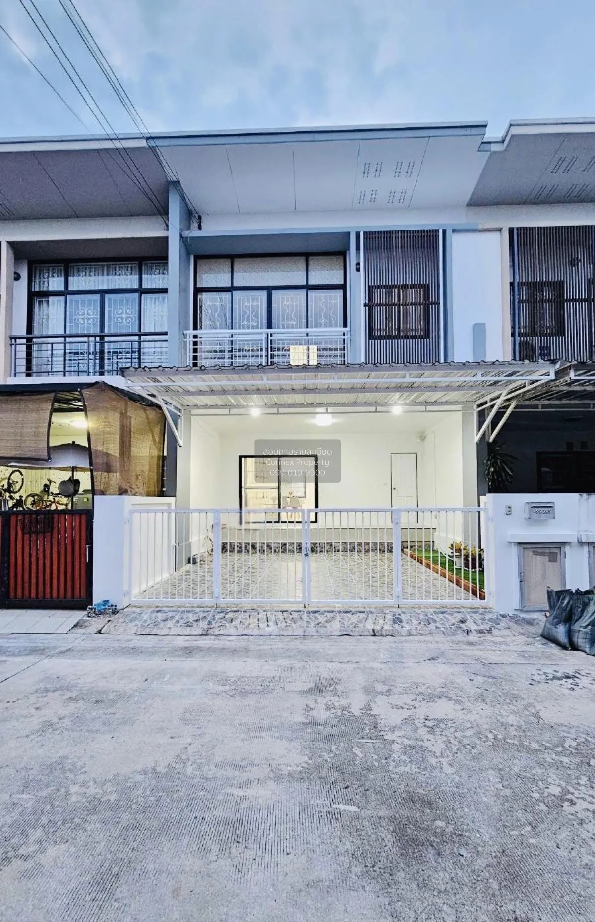 For Sale Townhouse/Townhome  , Amity Bangna-Theparak , Bang Phria 2