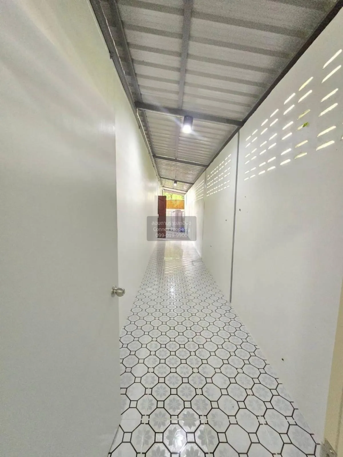 For Sale Townhouse/Townhome  , Baan Piya Wararom 3  , corner unit