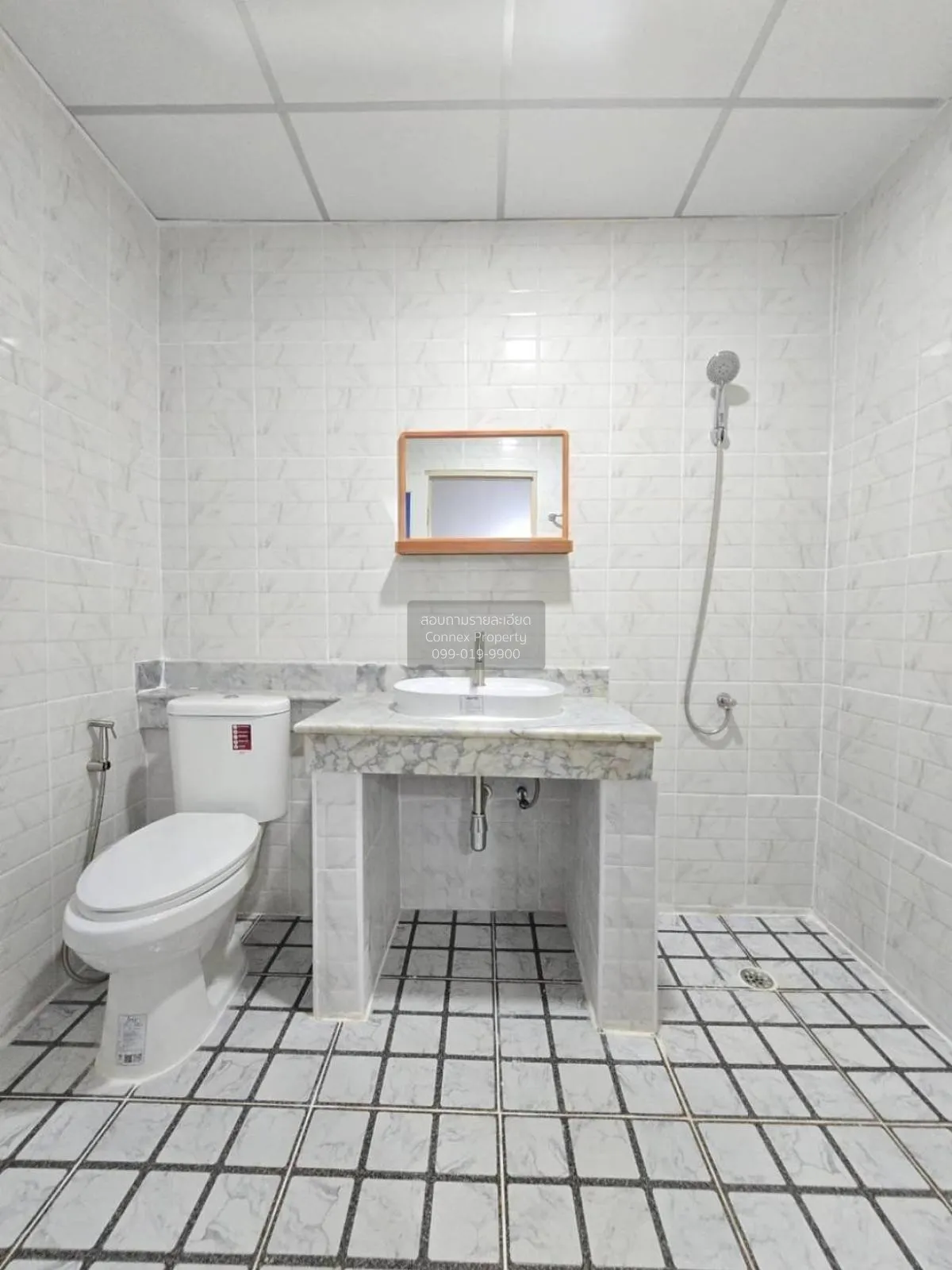 For Sale Townhouse/Townhome  , Baan Piya Wararom 3  , corner unit