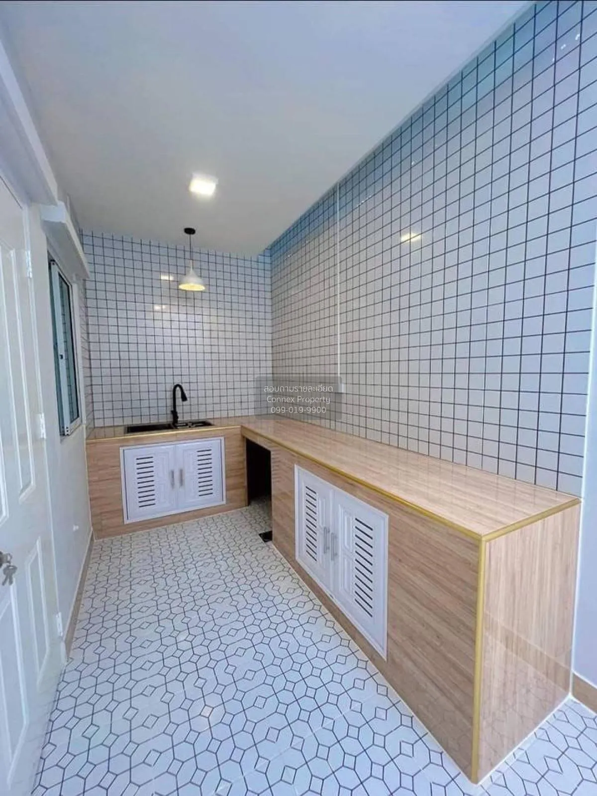 ขายทาวน์เฮ้าส์/ทาวน์โฮม  ไลโอ นอฟ วงแหวน – ปิ่นเกล้า (พระนอน) MRT