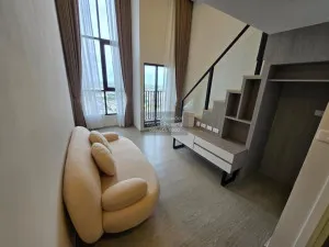 เช่าคอนโด  ออริจิ้น ปลั๊ก แอนด์ เพลย์ รามคำแหง ทริปเปิ้ล สเตชั่น ดูเพล็กซ์ หัวหมาก เขต บางกะปิ กรุงเทพ CX-105226