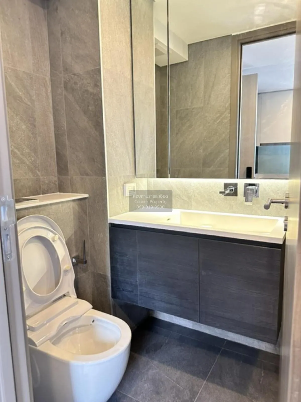 For Sale Condo , Siamese Rama 9 (Landmark @MRTA Station) , Huai K