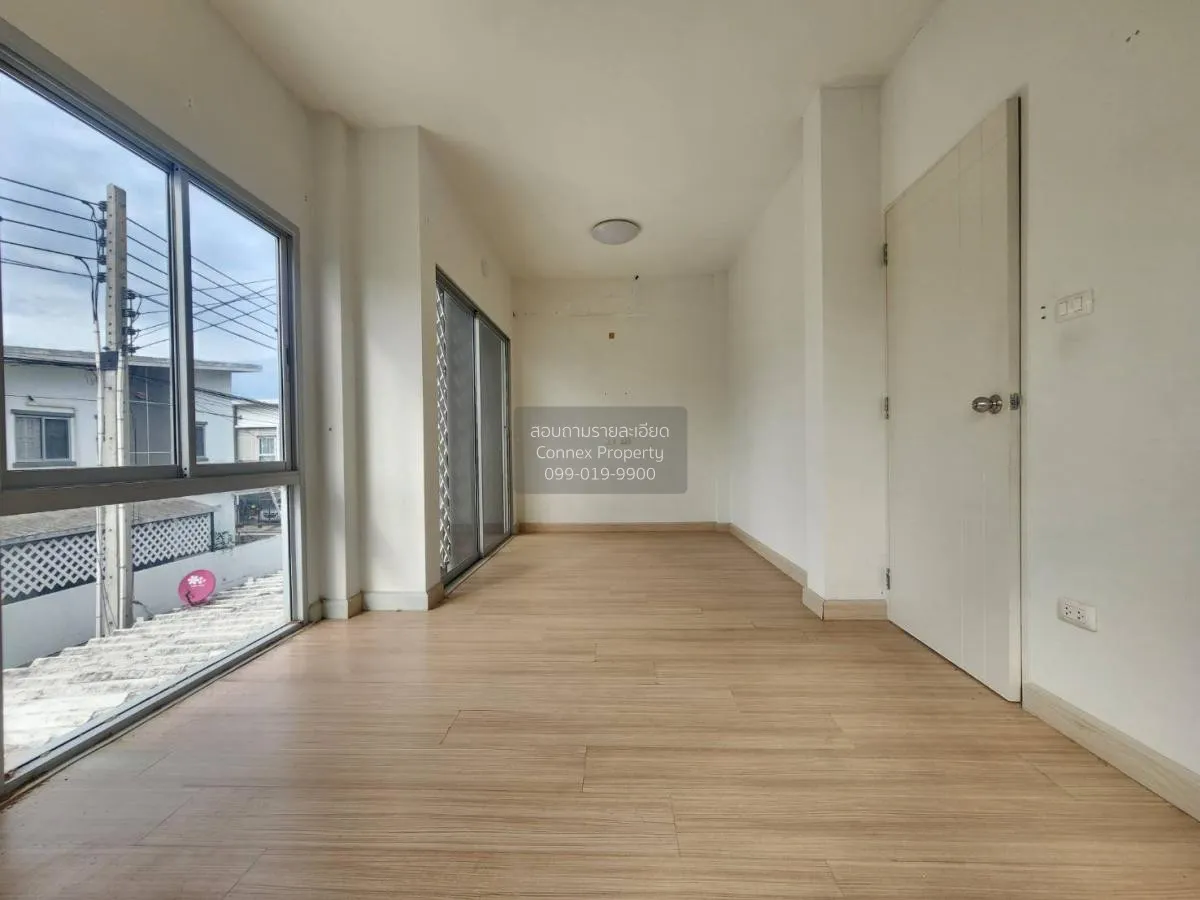 For Sale Townhouse/Townhome  , Preseo Plus One Amata Nakorn-Nong 