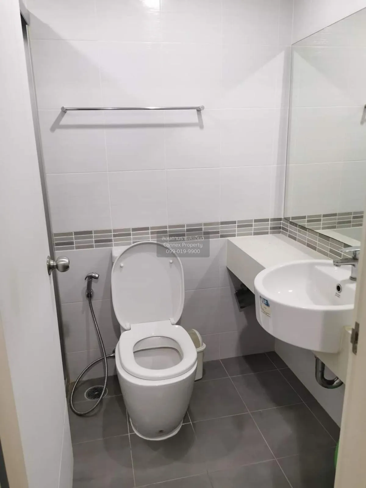 เช่าคอนโด  ลุมพินี เพลส บรมราชชนนี - ปิ่นเกล้า ตลิ่งชัน เขต ตลิ่ง