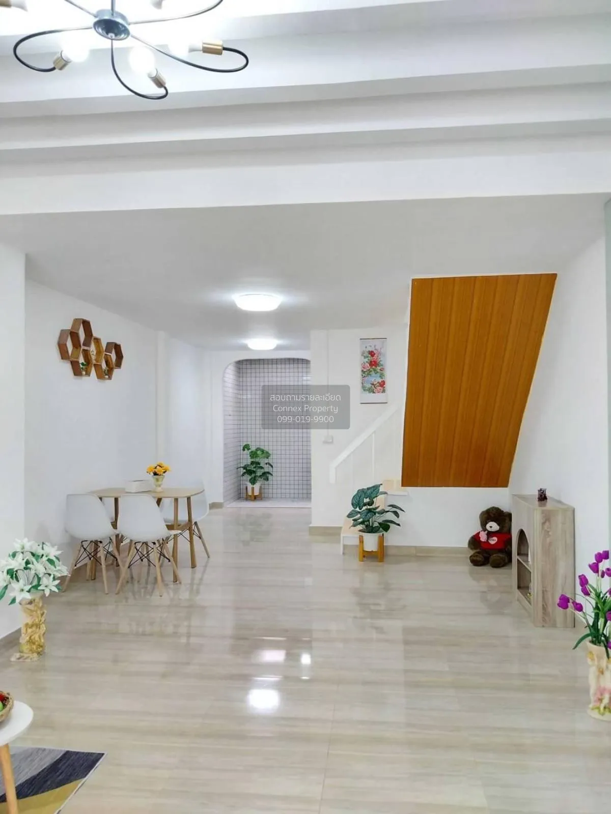 ขายหมู่บ้าน บก. ทหารสูงสุด รีโนเวทใหม่ รามอินทรา เขต ยานนาวา กรุง 4