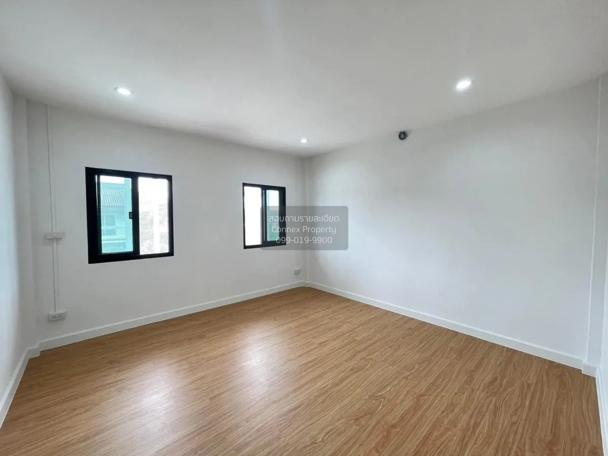 ขายอาคารพาณิชย์  บ้านพรหมพิทักษ์ 2 รีโนเวทใหม่ อ้อมน้อย กระทุ่มแบ