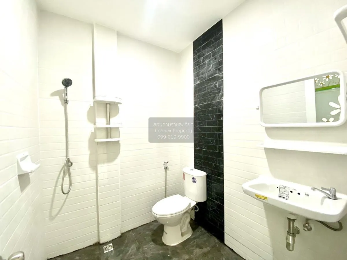 ขายทาวน์เฮ้าส์/ทาวน์โฮม  หมู่บ้านร่มทิพย์วิลเลจ บางชัน เขต คลองสา