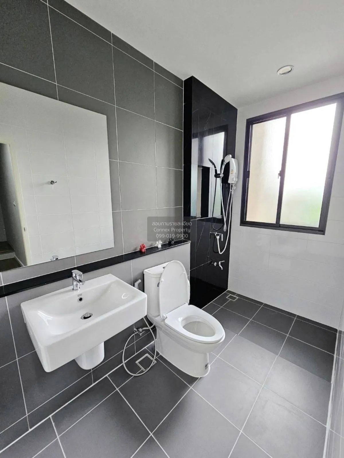 เช่าทาวน์เฮ้าส์/ทาวน์โฮม  บ้านกลางเมือง พระราม 9-กรุงเทพกรีฑา ทับ