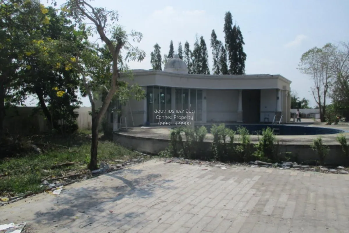 For Sale 2-storey detached house near Khlong Naraphirom , Bang Ya